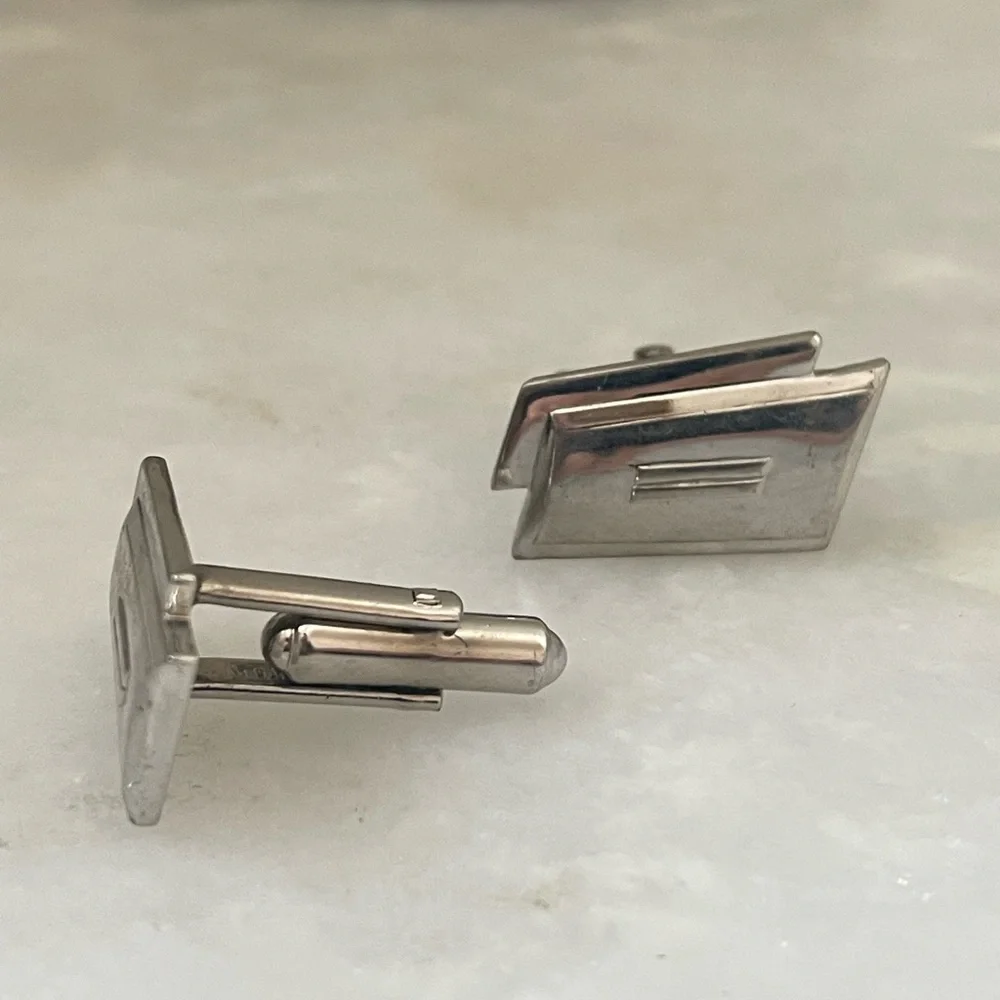 Norton Vintage Cufflinks – Mid-Century Geometric Design